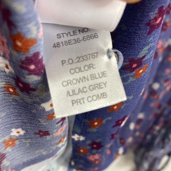 Paige DOROTHY BLOUSE in Crown Blue Floral Boho fits true to size- size XS - Picture 10 of 14